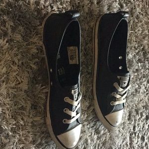Black leather converse